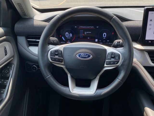 Used 2025 Ford Explorer Active w/ Active Comfort Package AWD/4WD image 30