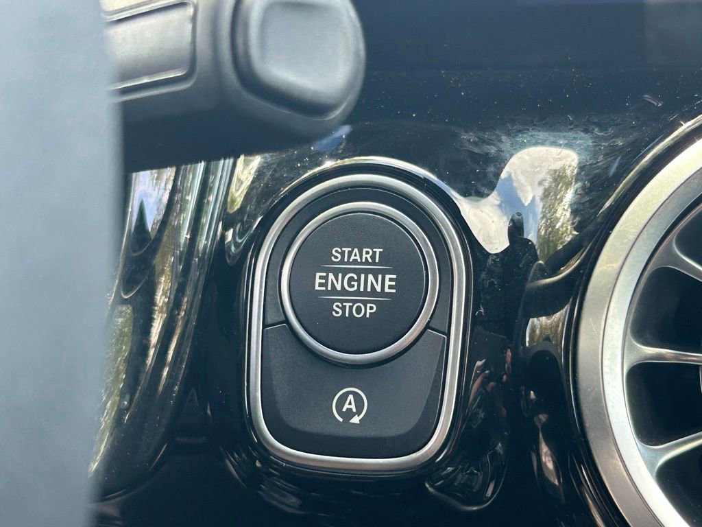 Used 2025 Mercedes-Benz GLA 250 GLA 250 image 46