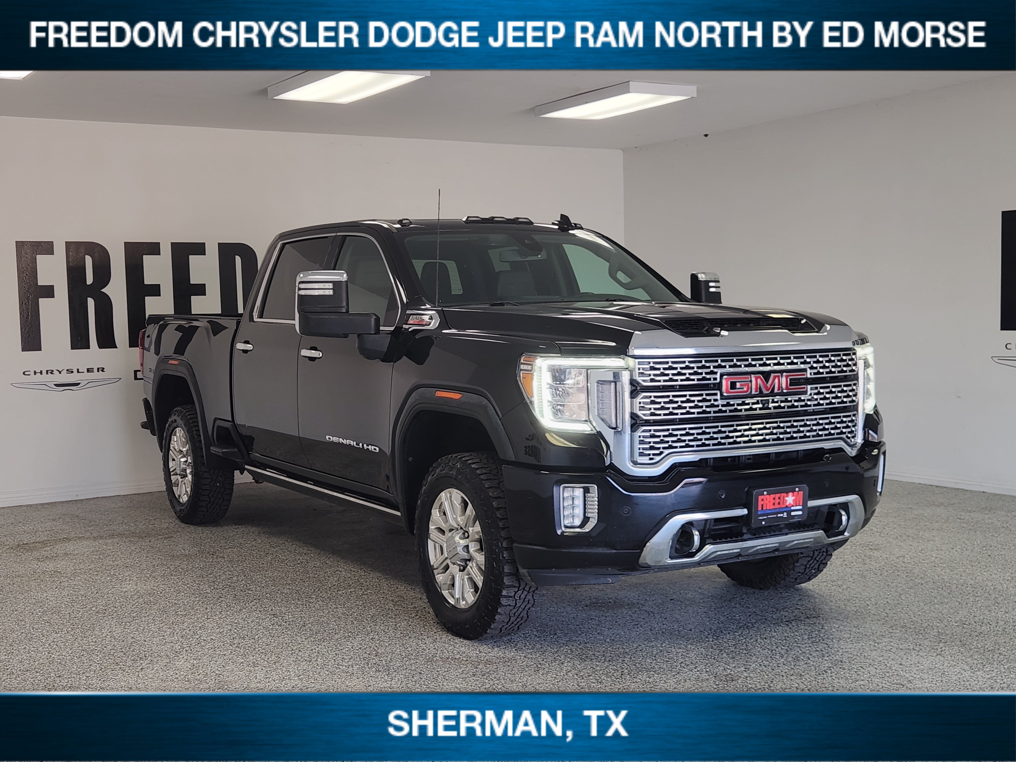 Used 2022 GMC Sierra 2500 Denali AWD/4WD image 2