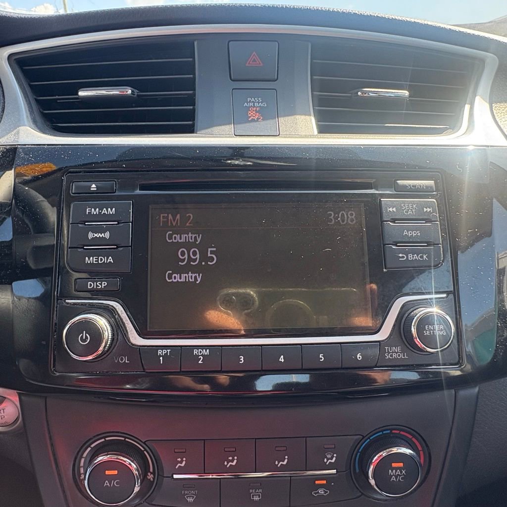 Used 2016 Nissan Sentra SV image 19