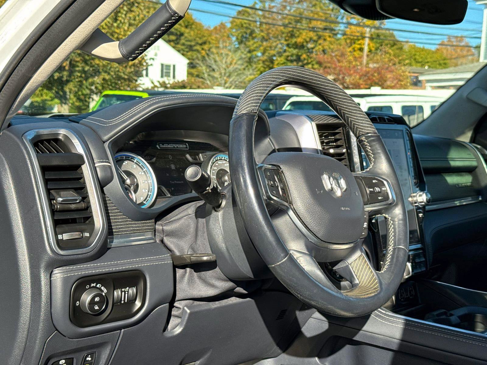 Used 2022 RAM 1500 Limited image 14