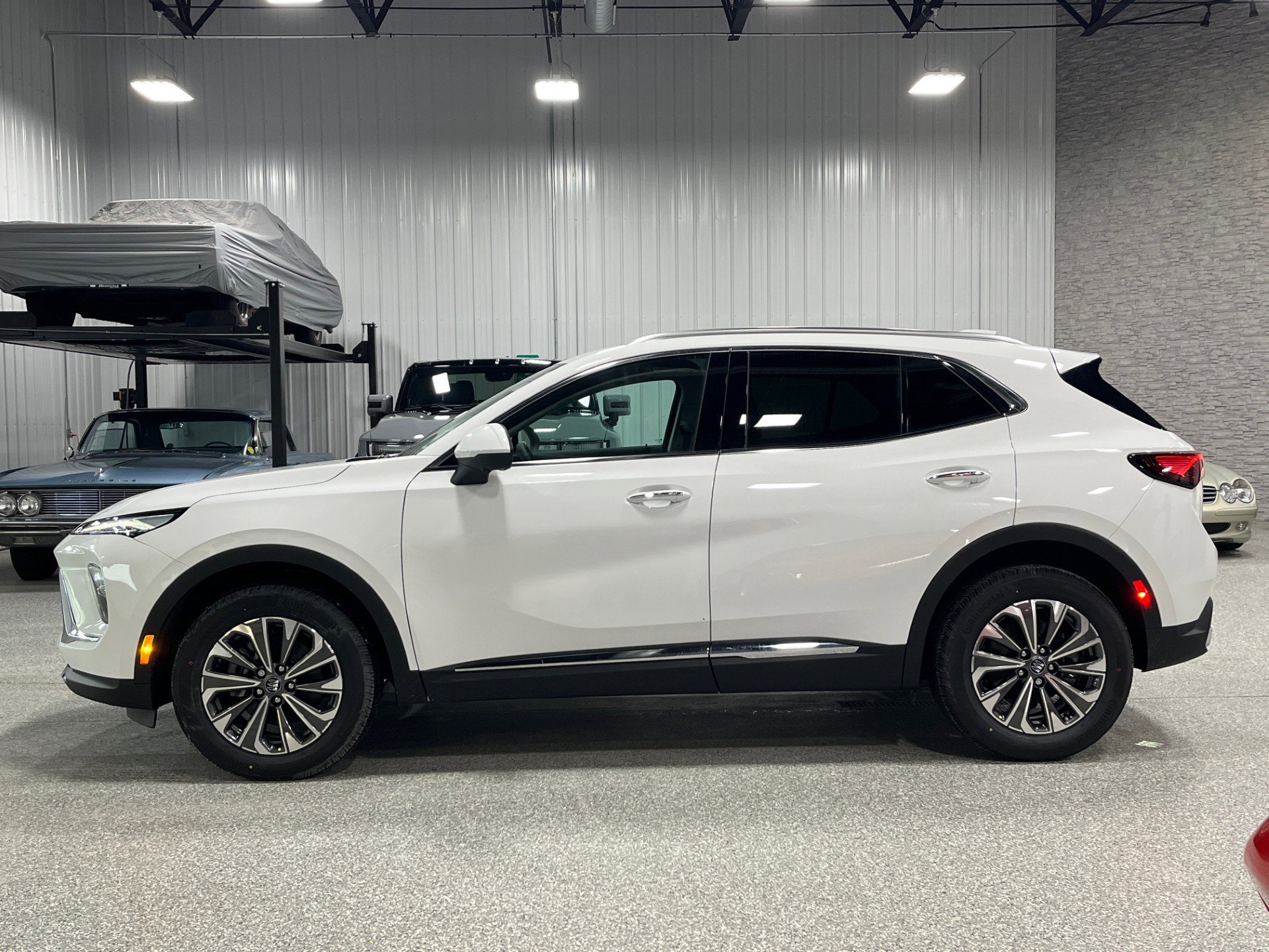 New 2026 Buick Envision Preferred image 2