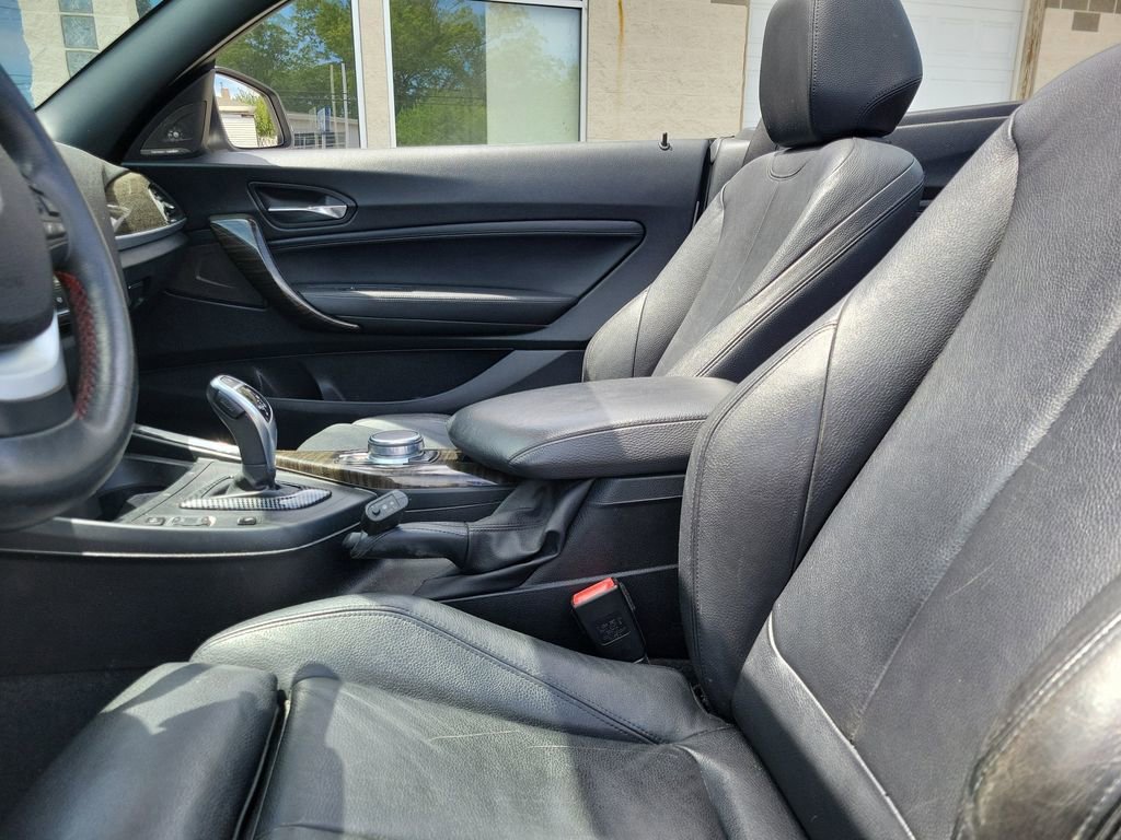 Used 2017 BMW 230i Convertible w/ Premium Package RWD image 15