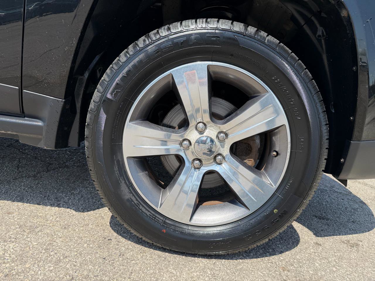 Used 2017 Jeep Compass High Altitude FWD image 21