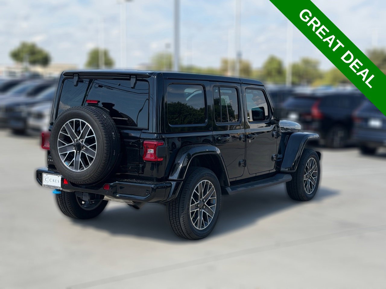 Used 2023 Jeep Wrangler Unlimited Sahara AWD/4WD image 8