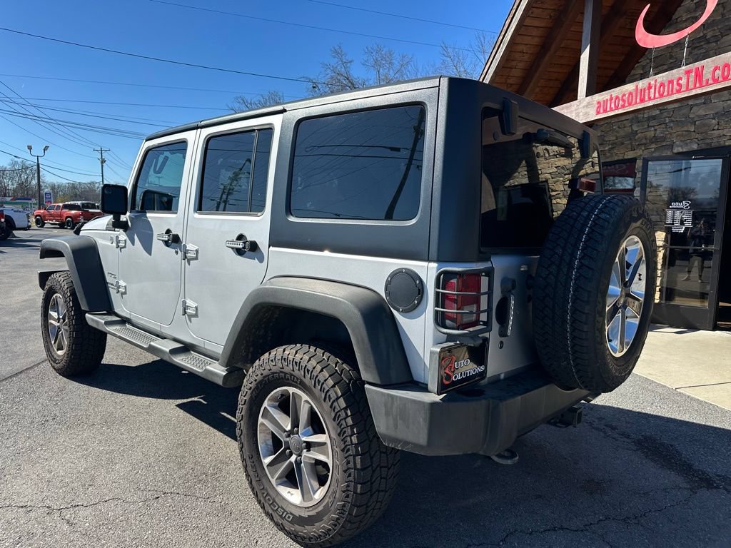 Used 2011 Jeep Wrangler Unlimited Sport AWD/4WD image 3