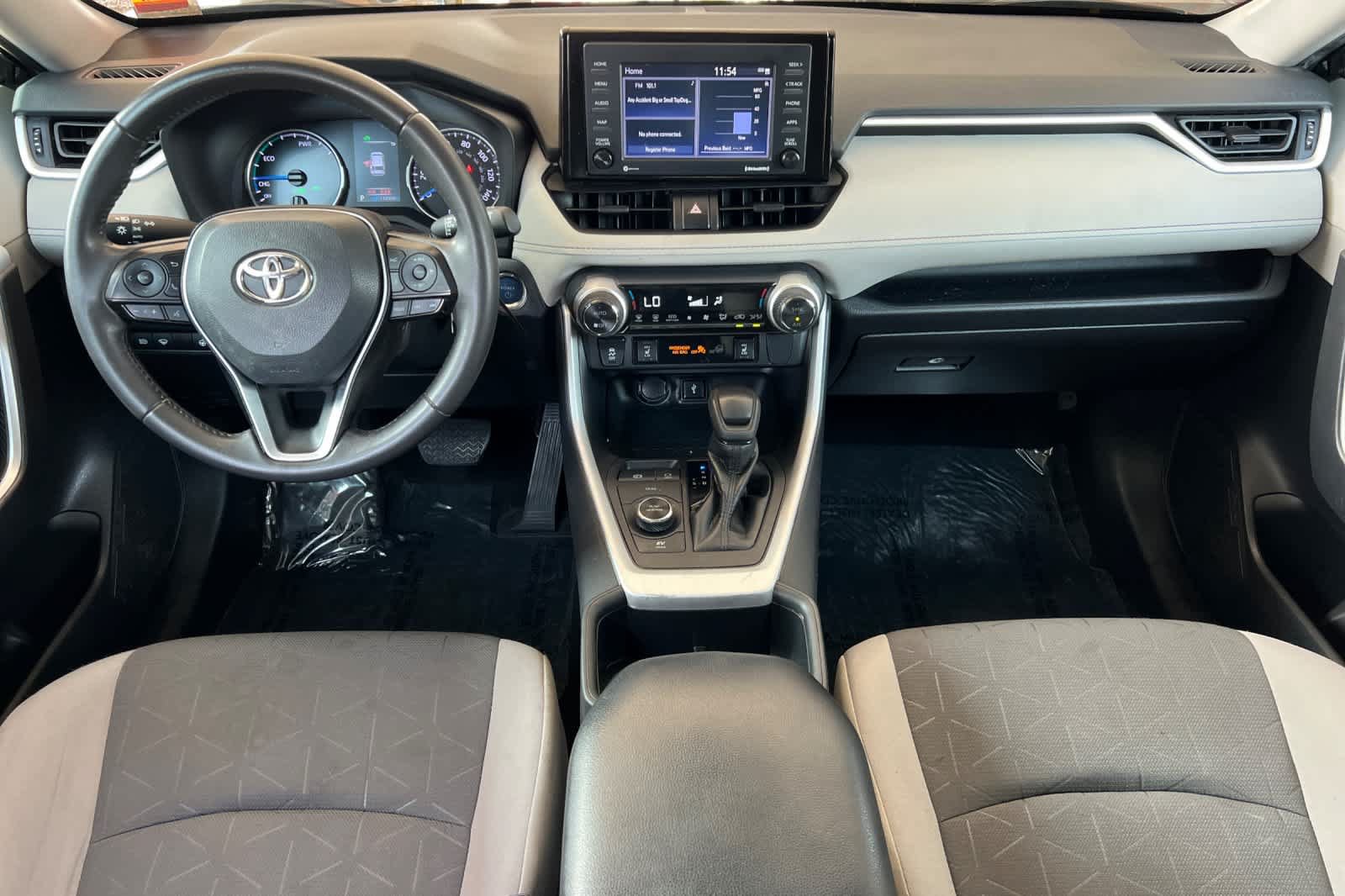 Used 2022 Toyota RAV4 XLE w/ XLE Grade Weather Package AWD/4WD image 3