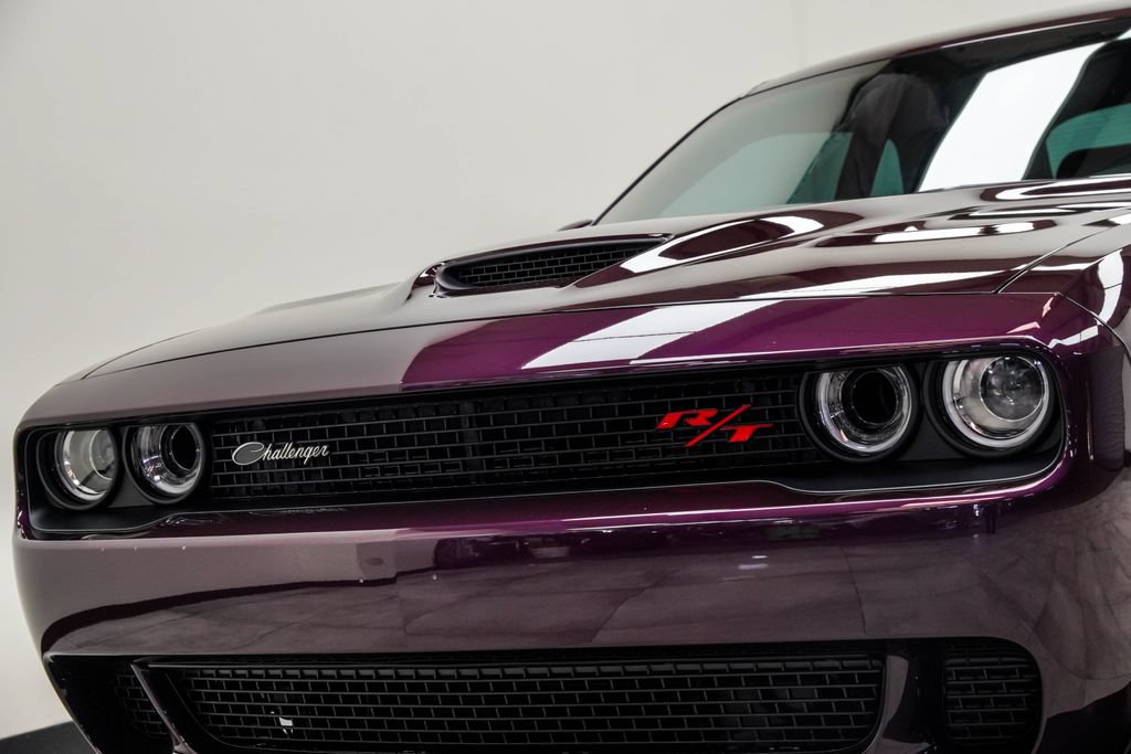 Used 2022 Dodge Challenger R/T Scat Pack RWD image 2