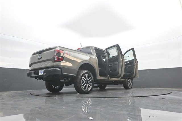 New 2025 Ford Ranger Lariat w/ FX4 Off-Road Package image 36