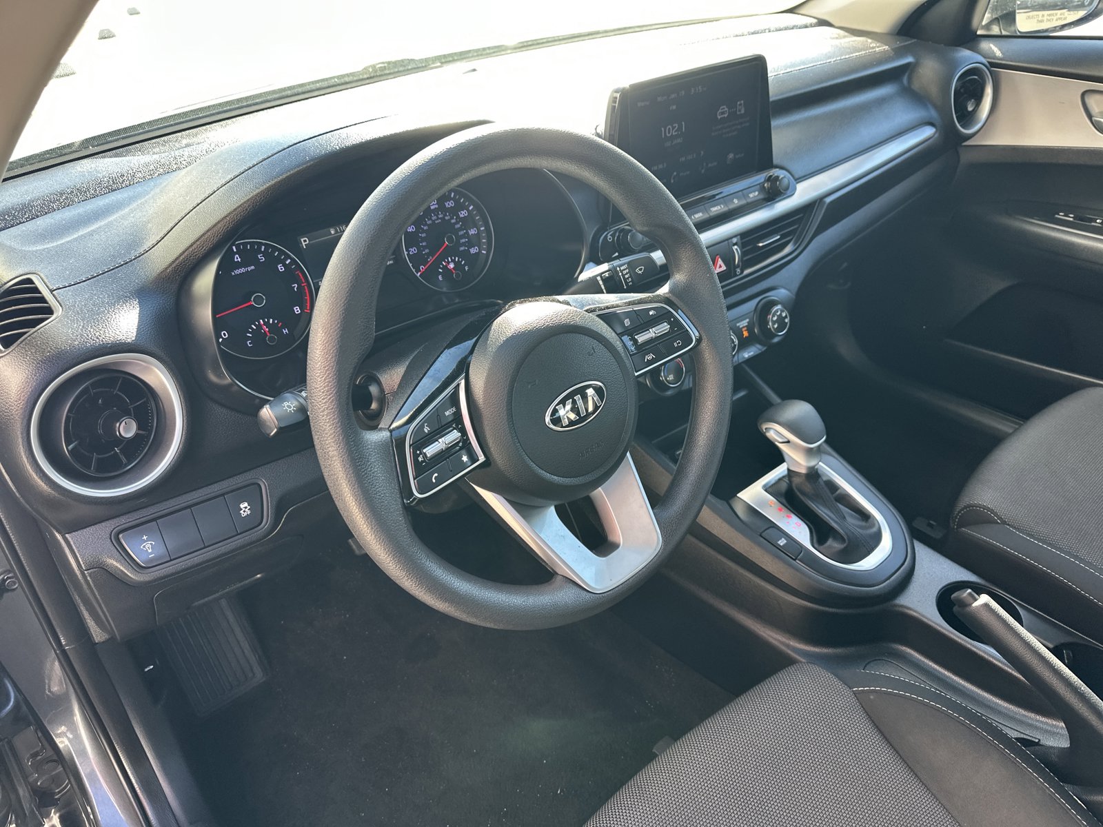 Used 2024 Kia Forte LXS image 17