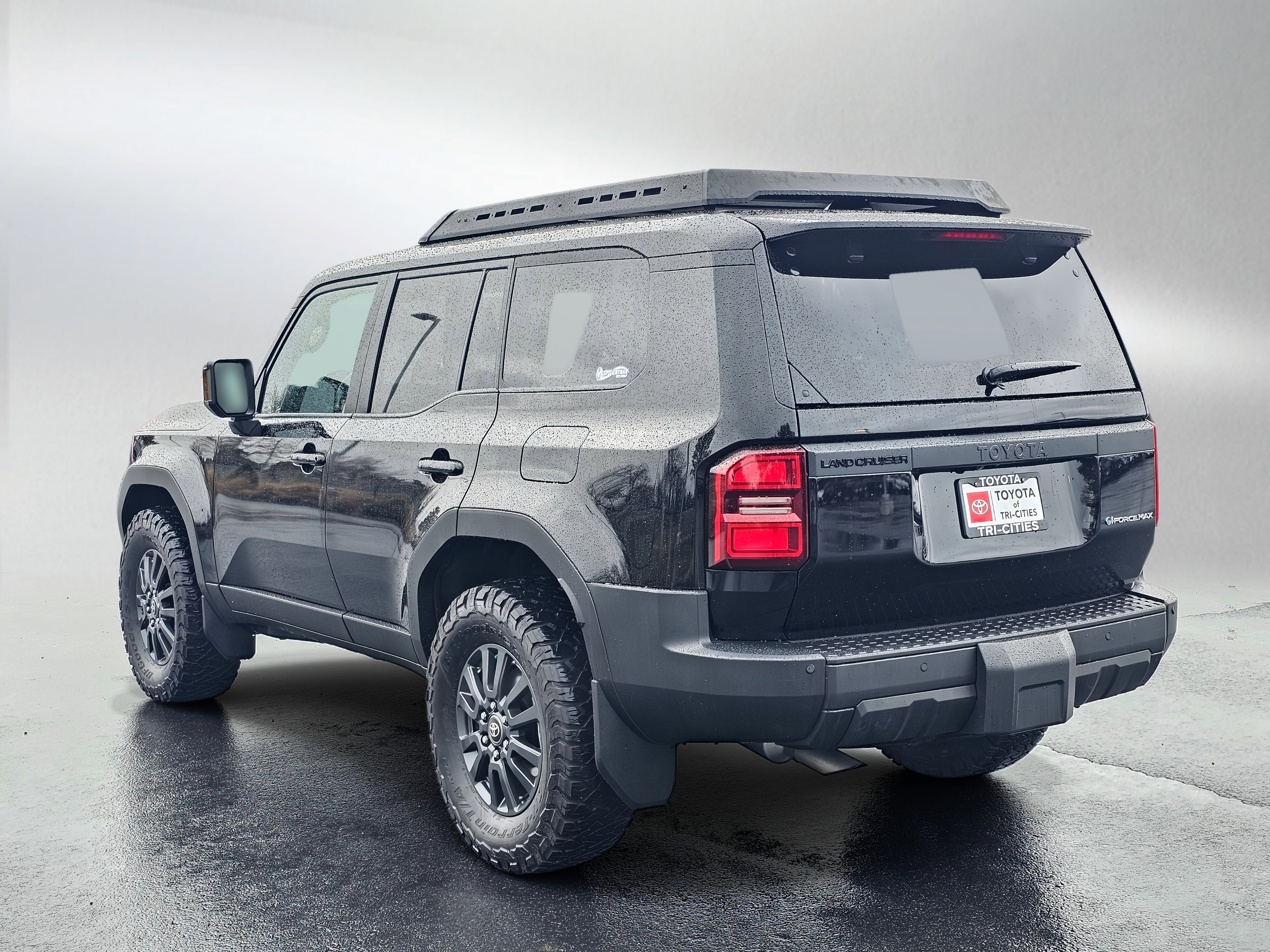 Used 2025 Toyota Land Cruiser 1958 image 3