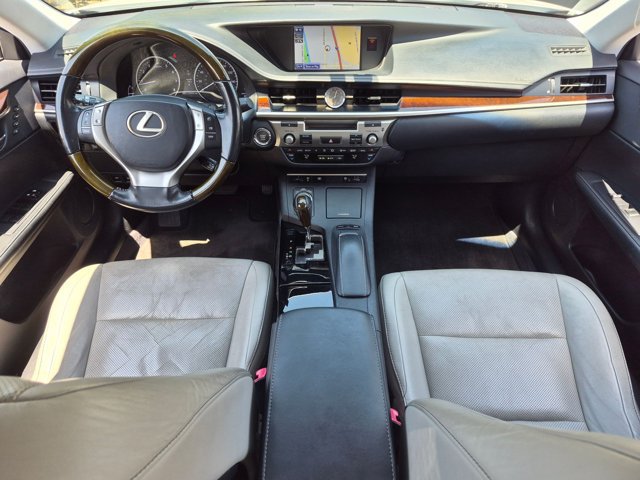 Used 2013 Lexus ES 350 w/ Luxury Pkg FWD image 16