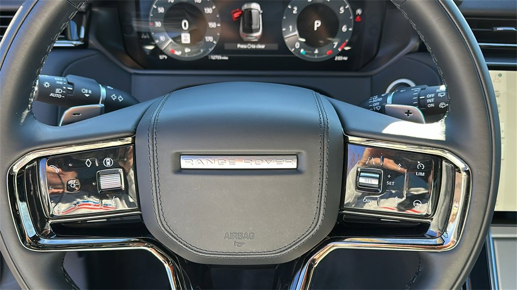 Certified 2025 Land Rover Range Rover Velar S image 11