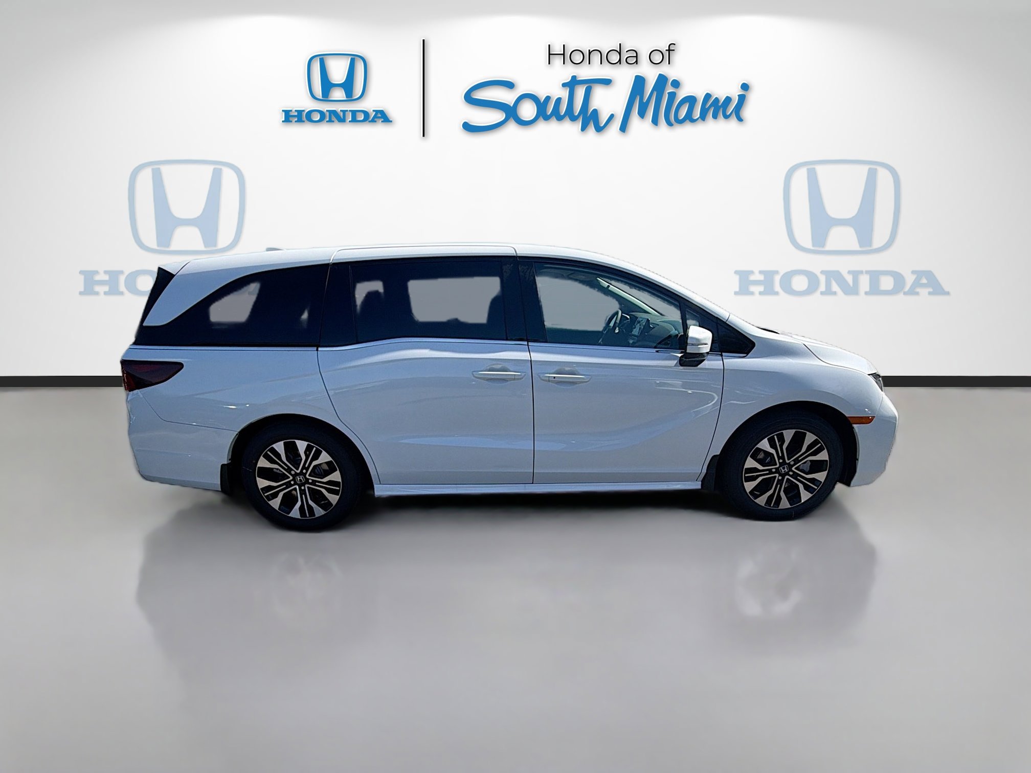 New 2026 Honda Odyssey Elite image 8