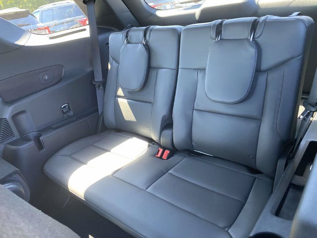 New 2027 Ford Explorer Active w/ Active Comfort Package RWD image 7