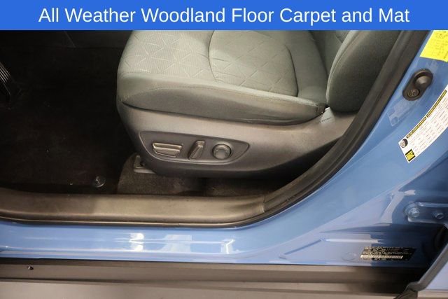 Used 2023 Toyota RAV4 AWD Hybrid image 13