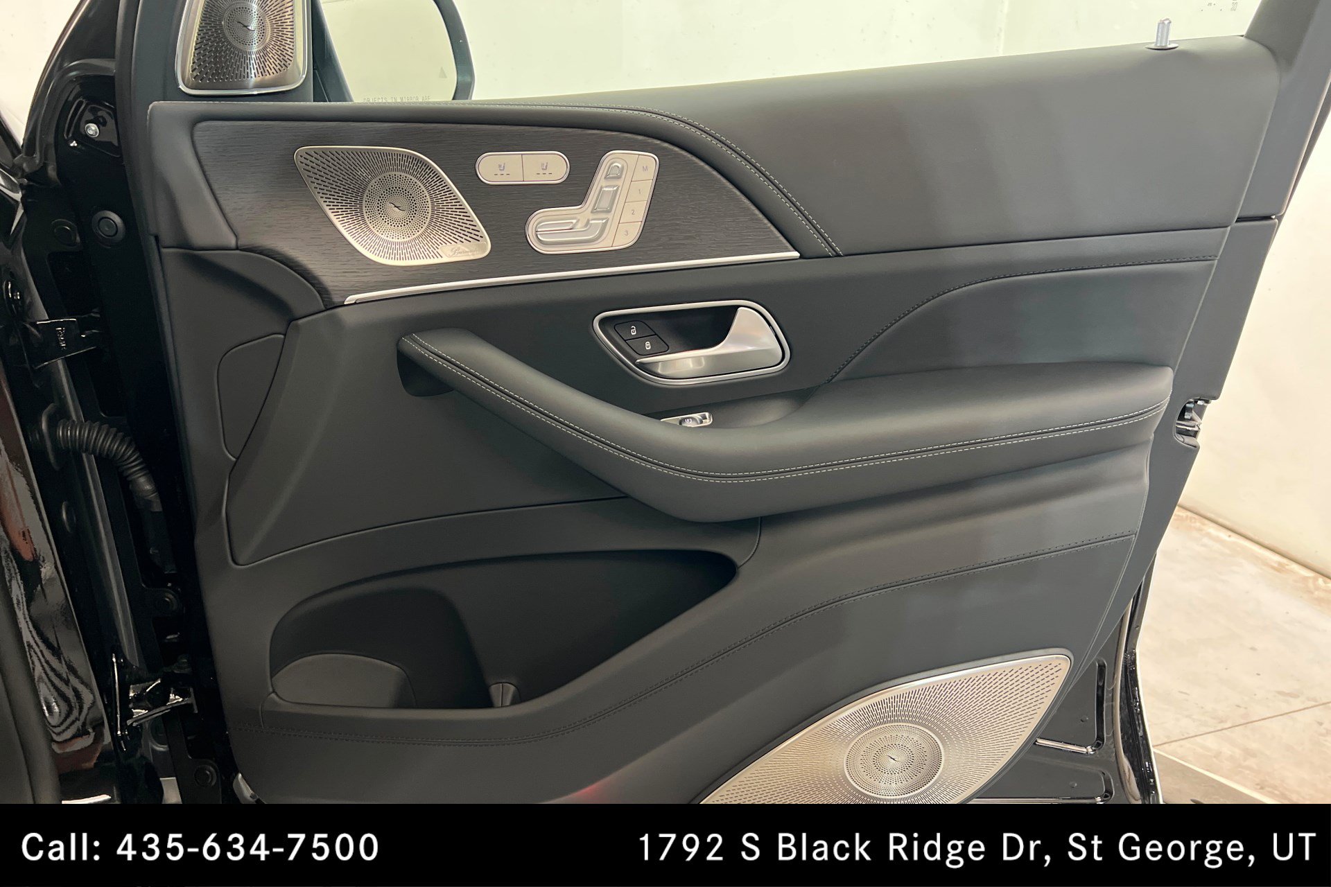 Certified 2026 Mercedes-Benz Maybach GLS 600 4MATIC image 23