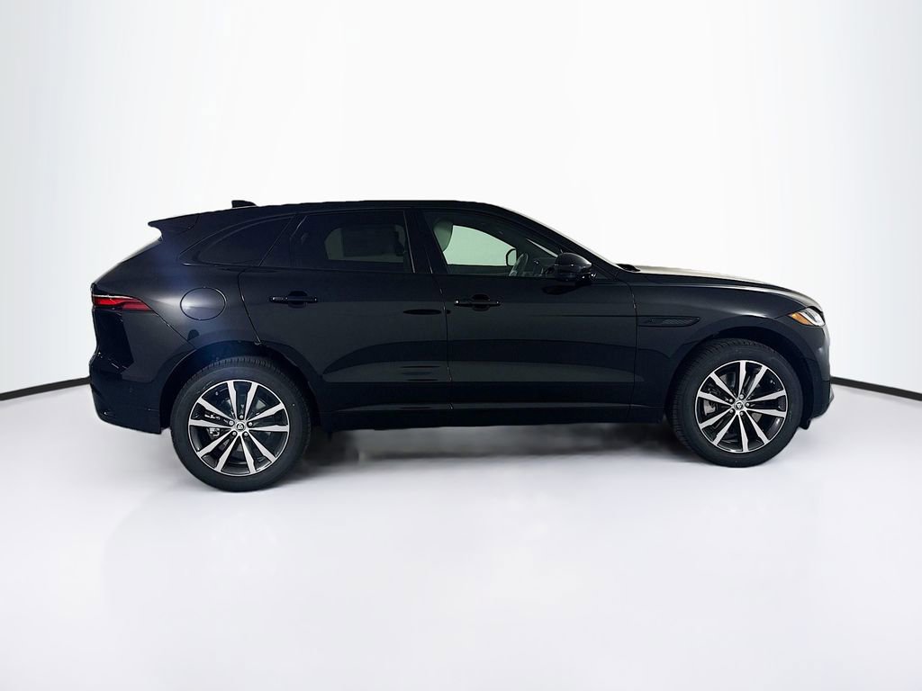 New 2026 Jaguar F-PACE R-Dynamic S image 4