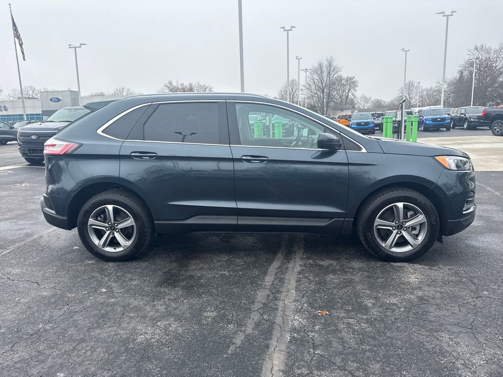 Used 2024 Ford Edge SEL w/ Convenience Package image 6