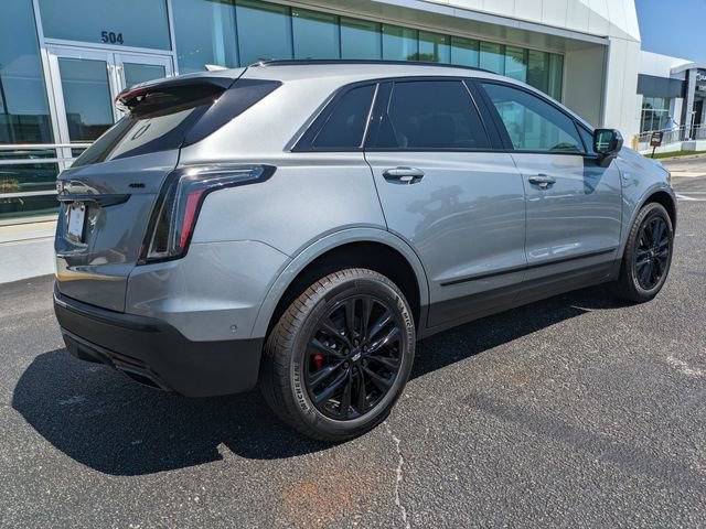 New 2026 Cadillac XT5 Sportv w/ LPO, Onyx Lite Package AWD/4WD image 4