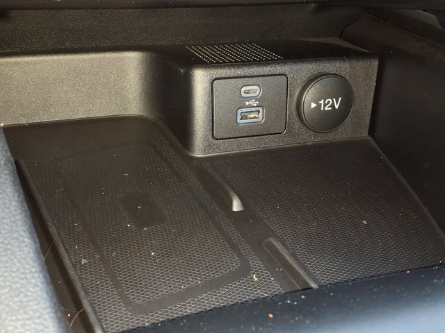Used 2022 Ford Escape SEL w/ Technology Package AWD/4WD image 27