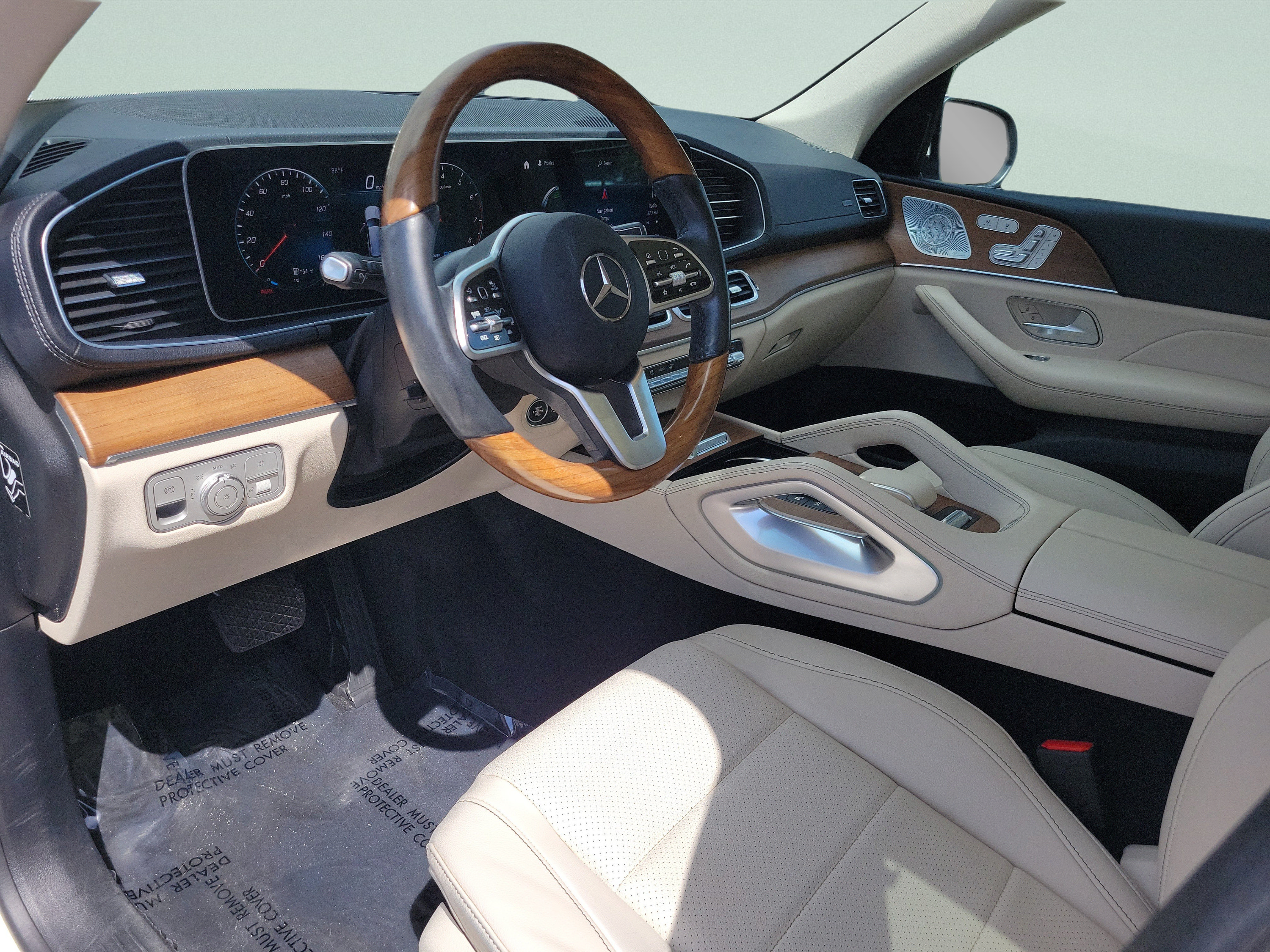 Used 2022 Mercedes-Benz GLS 450 4MATIC image 19