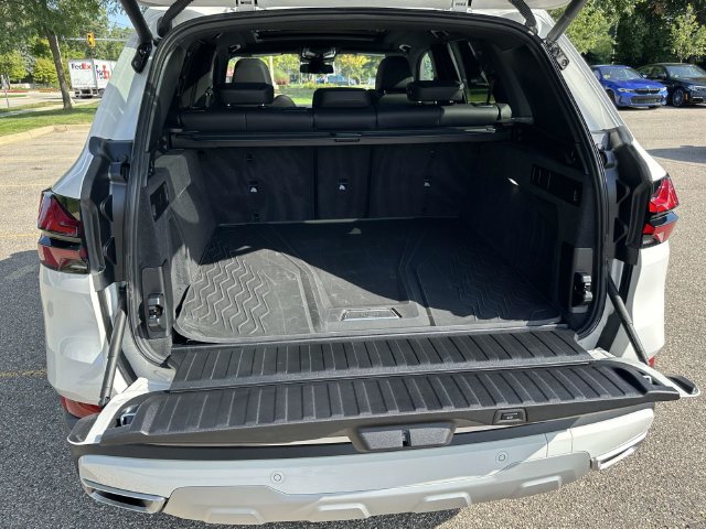 Used 2026 BMW X5 xDrive40i w/ Premium Package AWD/4WD image 16