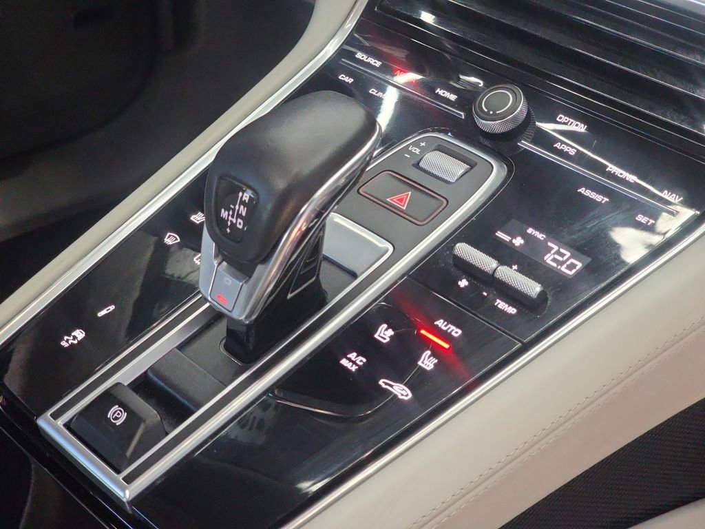 Used 2018 Porsche Panamera Turbo w/ Sport Package image 16