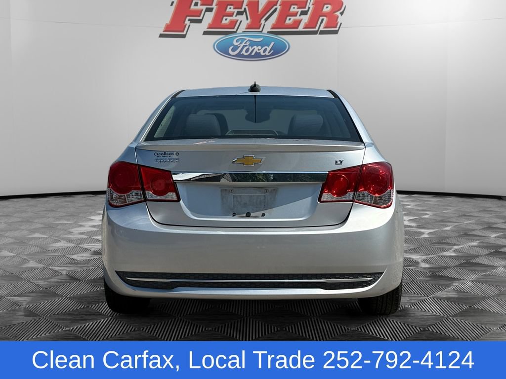 Used 2015 Chevrolet Cruze LT w/ Sun And Sound Package FWD image 4