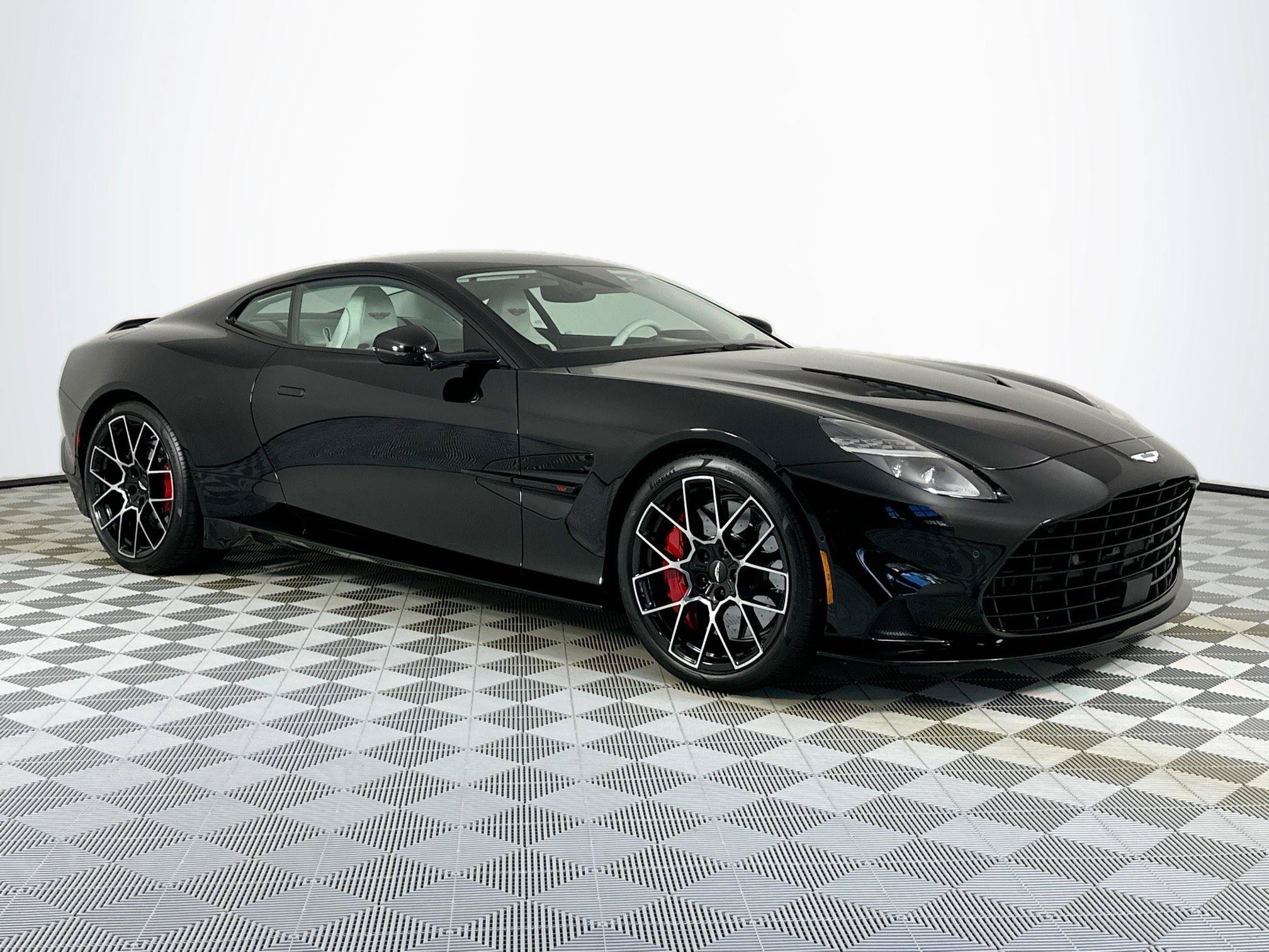 New 2026 Aston Martin Vanquish RWD image 3