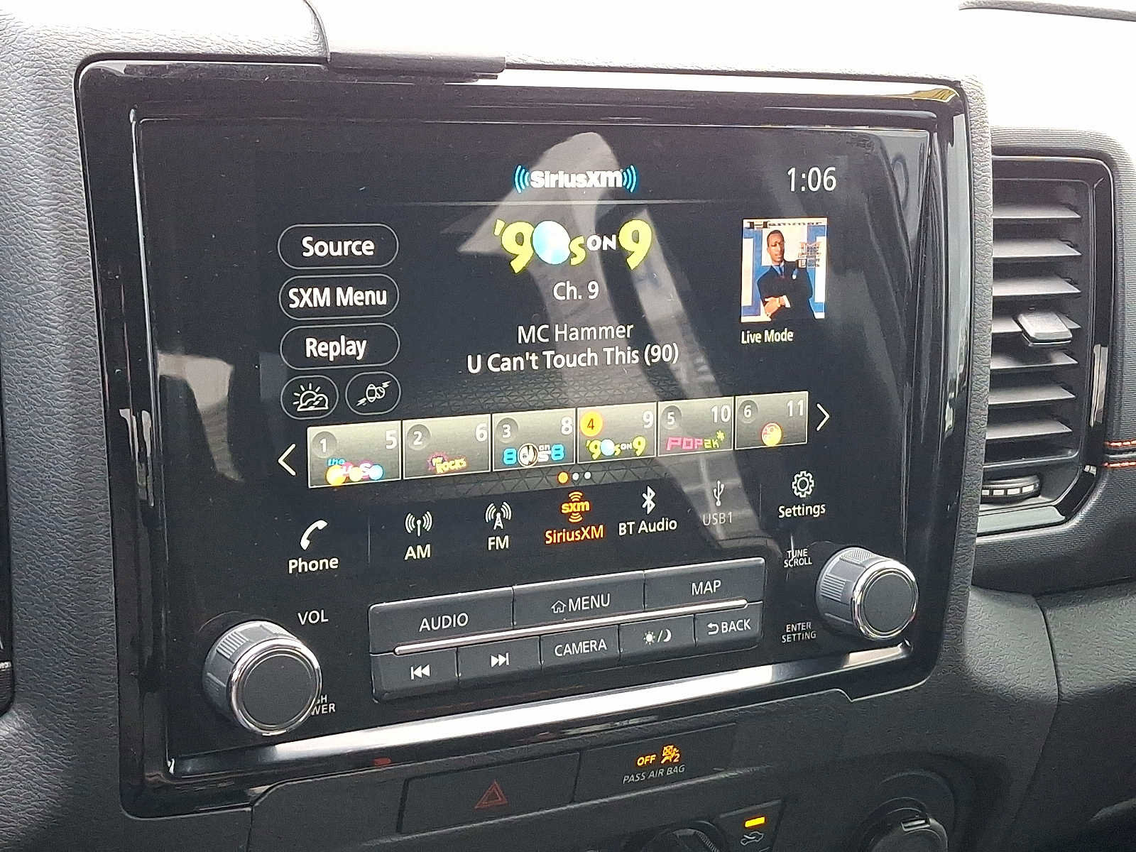 Used 2023 Nissan Frontier PRO-4X w/ Pro Convenience Package image 17