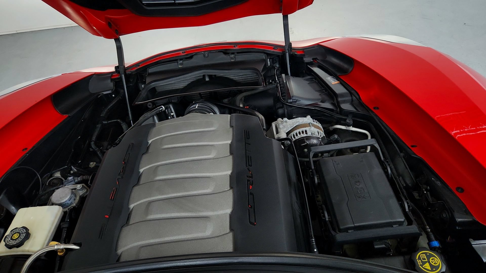 Used 2016 Chevrolet Corvette Stingray Convertible w/ 2LT Preferred Equipment Group RWD image 25