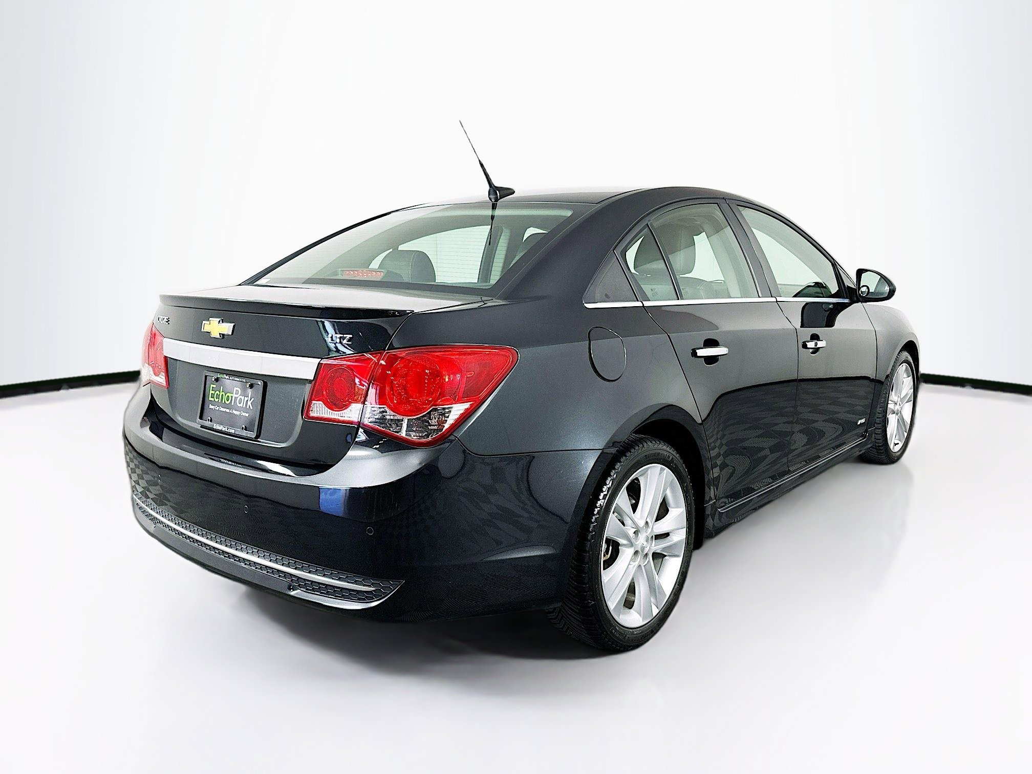 Used 2012 Chevrolet Cruze LTZ w/ RS Package FWD image 9