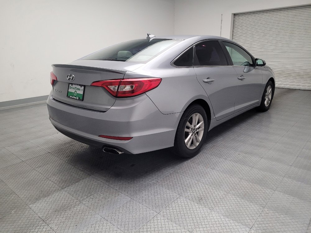 Used 2016 Hyundai Sonata SE image 9