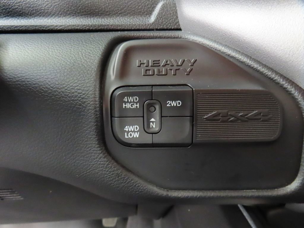 Used 2024 RAM 2500 Big Horn AWD/4WD image 51