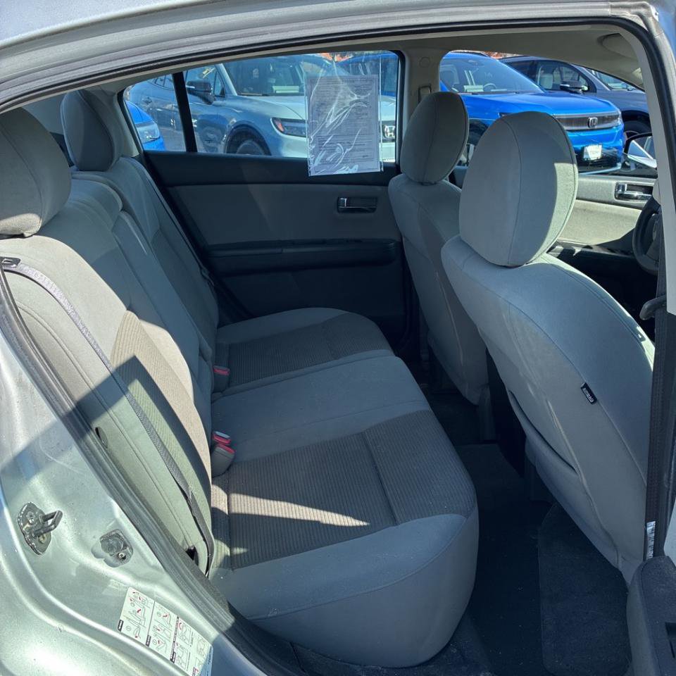 Used 2011 Nissan Sentra 2.0 SR FWD image 14