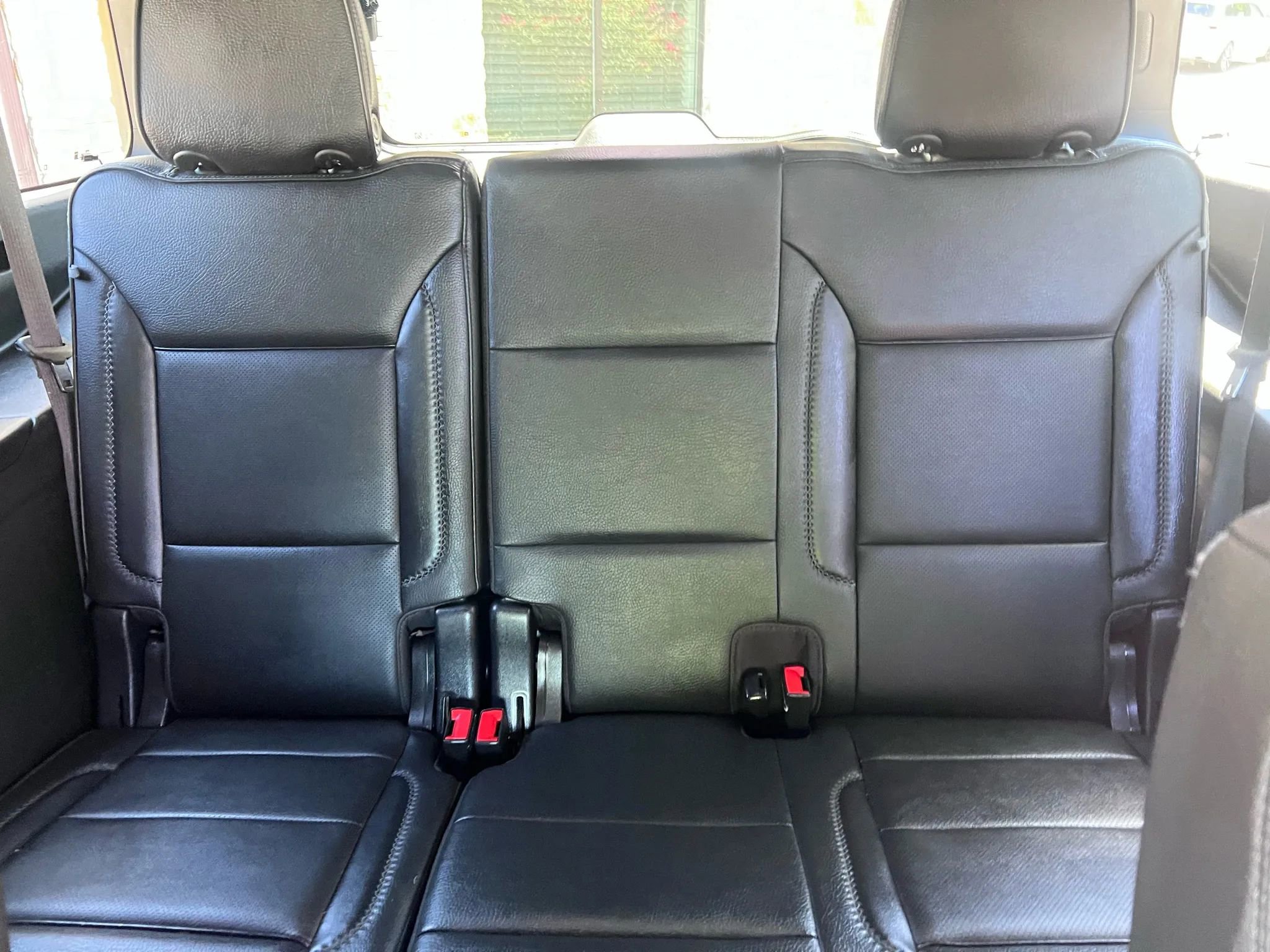 Used 2021 GMC Yukon XL Denali w/ Denali Premium Package image 11