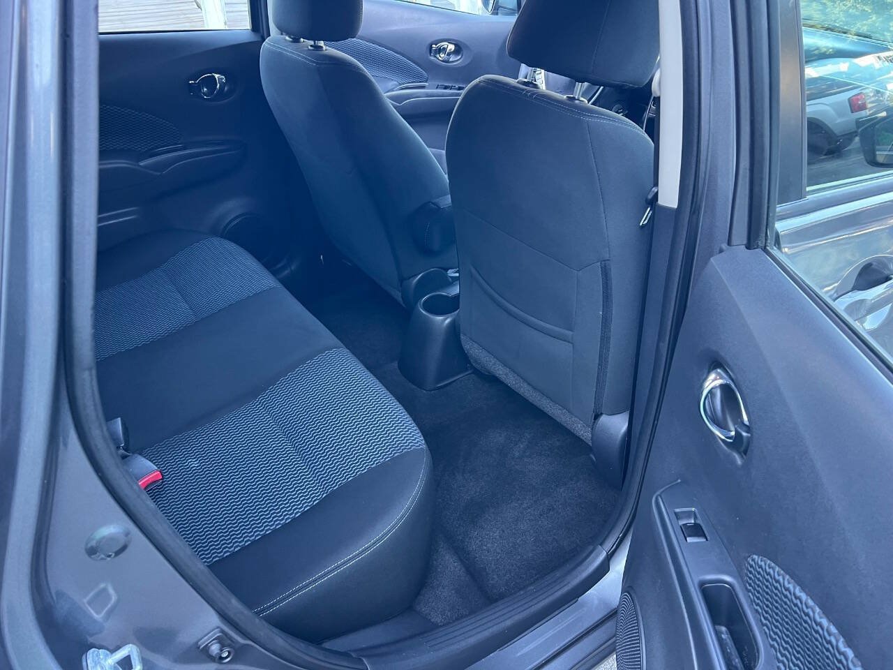 Used 2017 Nissan Versa Note SV FWD image 14