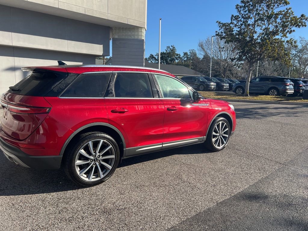 Used 2020 Lincoln Corsair Reserve w/ Equipment Group 201A image 3