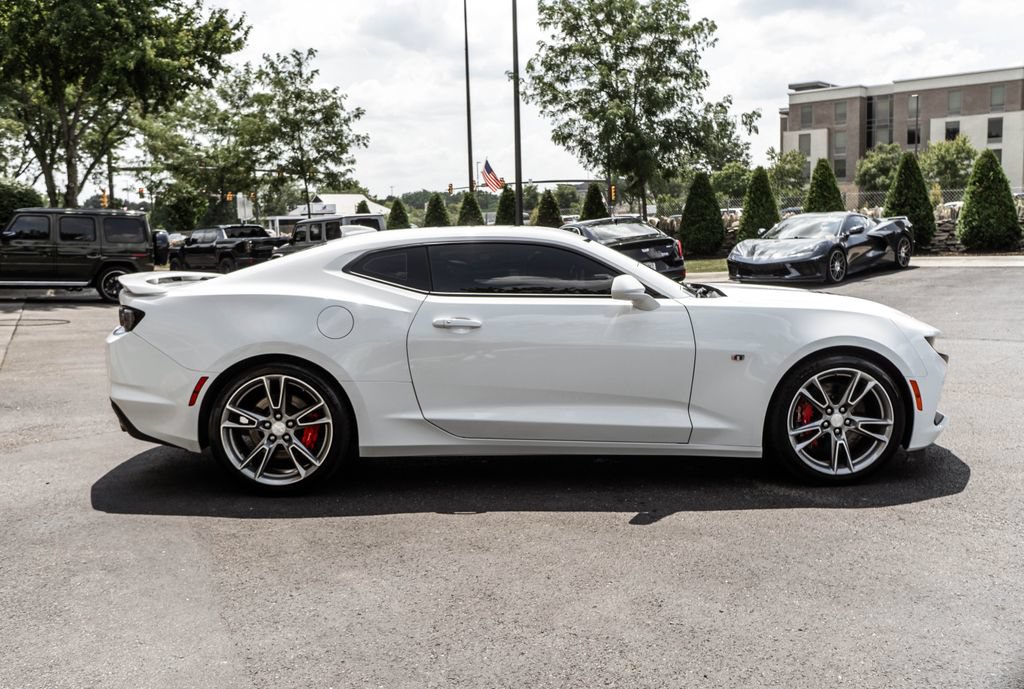 Used 2019 Chevrolet Camaro SS RWD image 3