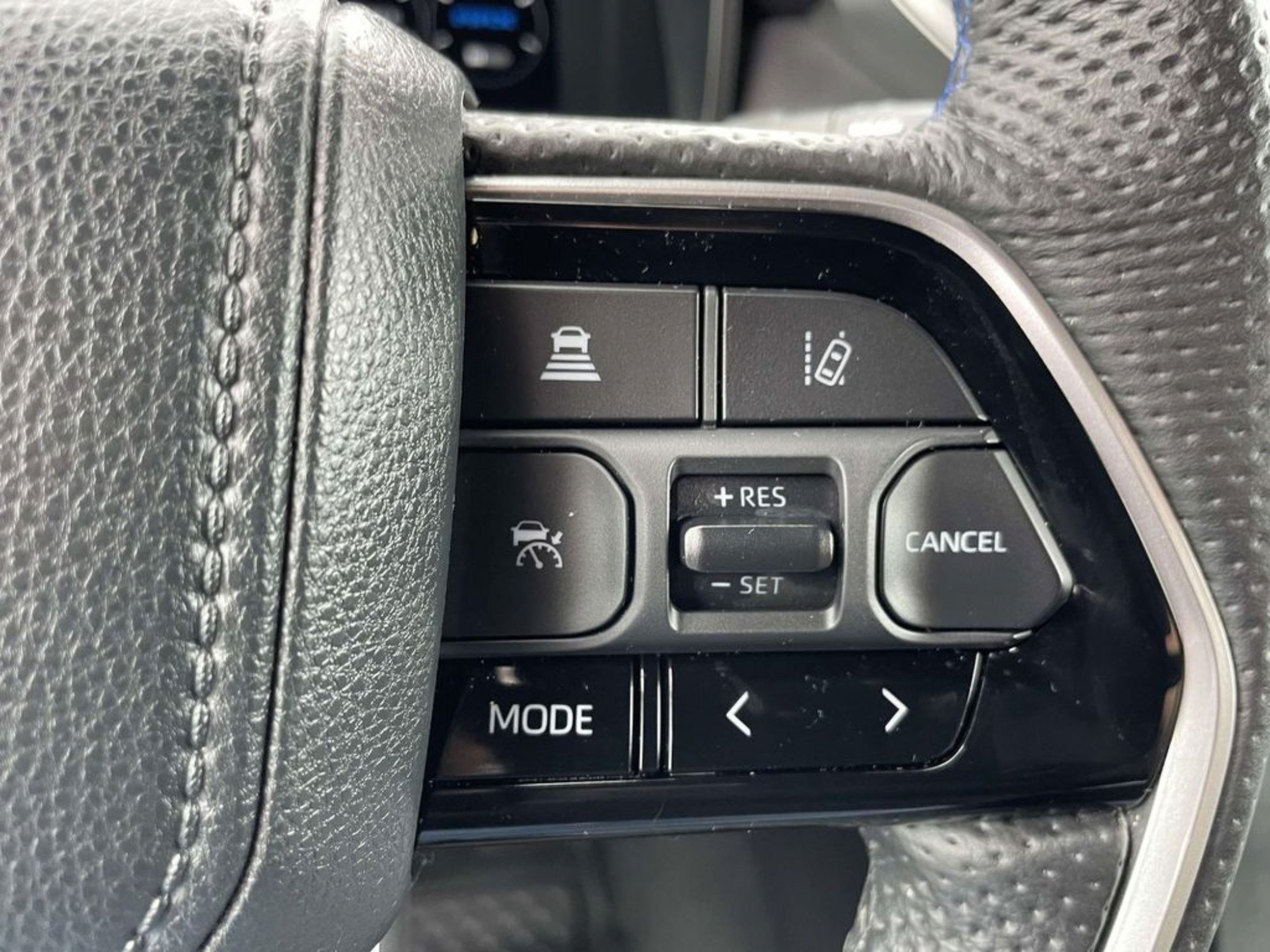 Used 2024 Toyota Sequoia Platinum RWD image 17