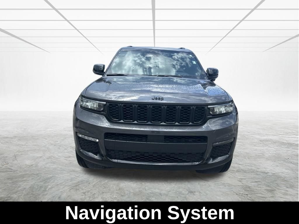 Certified 2025 Jeep Grand Cherokee L Limited w/ Trailer Tow Package AWD/4WD image 9