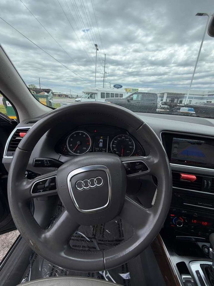 Used 2011 Audi Q5 2.0T Premium Plus AWD/4WD image 12
