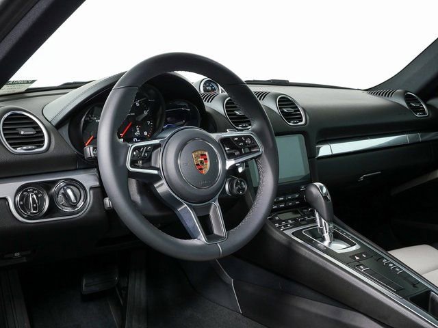 Certified 2024 Porsche 718 Cayman Style Edition image 4