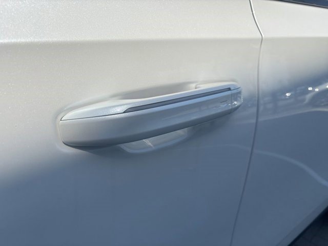 Certified 2025 Cadillac Escalade ESV Sport w/ Touring Package image 8