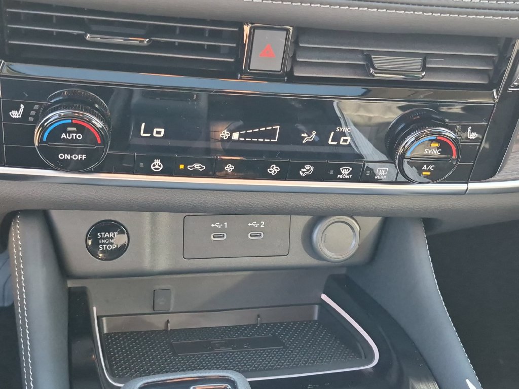 New 2026 Nissan Rogue Platinum AWD/4WD image 24
