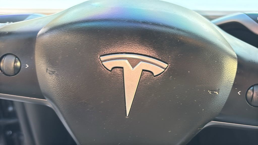 Used 2020 Tesla Model Y Long Range image 13
