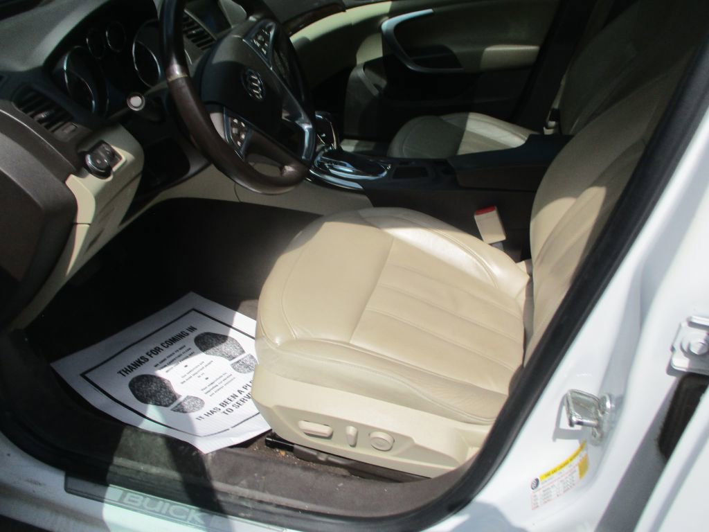 Used 2013 Buick Regal Premium FWD image 14