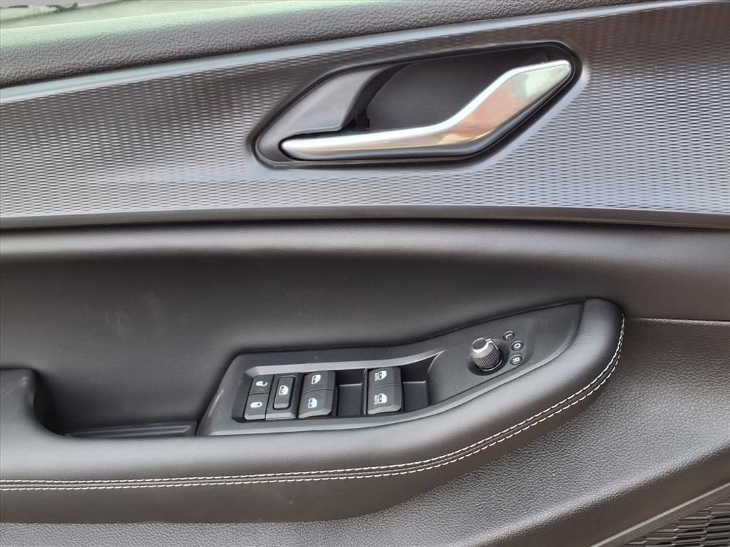 New 2025 Jeep Grand Cherokee Laredo w/ Luxury Tech Group I AWD/4WD image 17
