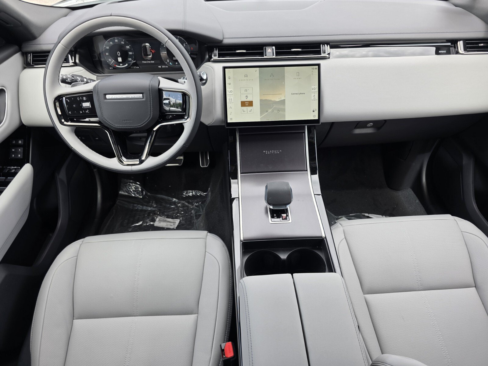 Used 2026 Land Rover Range Rover Velar Belgravia AWD/4WD image 4